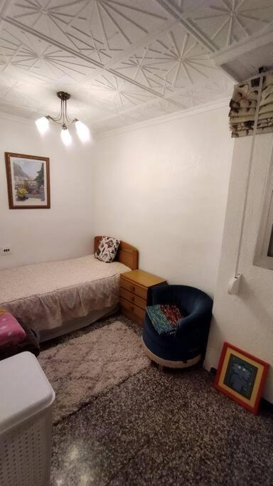 Charming Three Bedroom Apartment In Alcoi Bagian luar foto